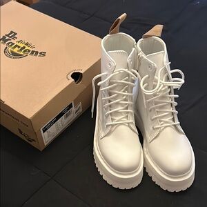 Dr. Martens White Women's Boots V Jadon Il Mono NIB